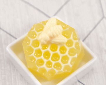 Форма пластик "Бджілка на сотах", 1 шт - 4418
