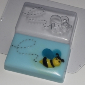 Форма пластик "Бджілка летить", 1 шт - 4665